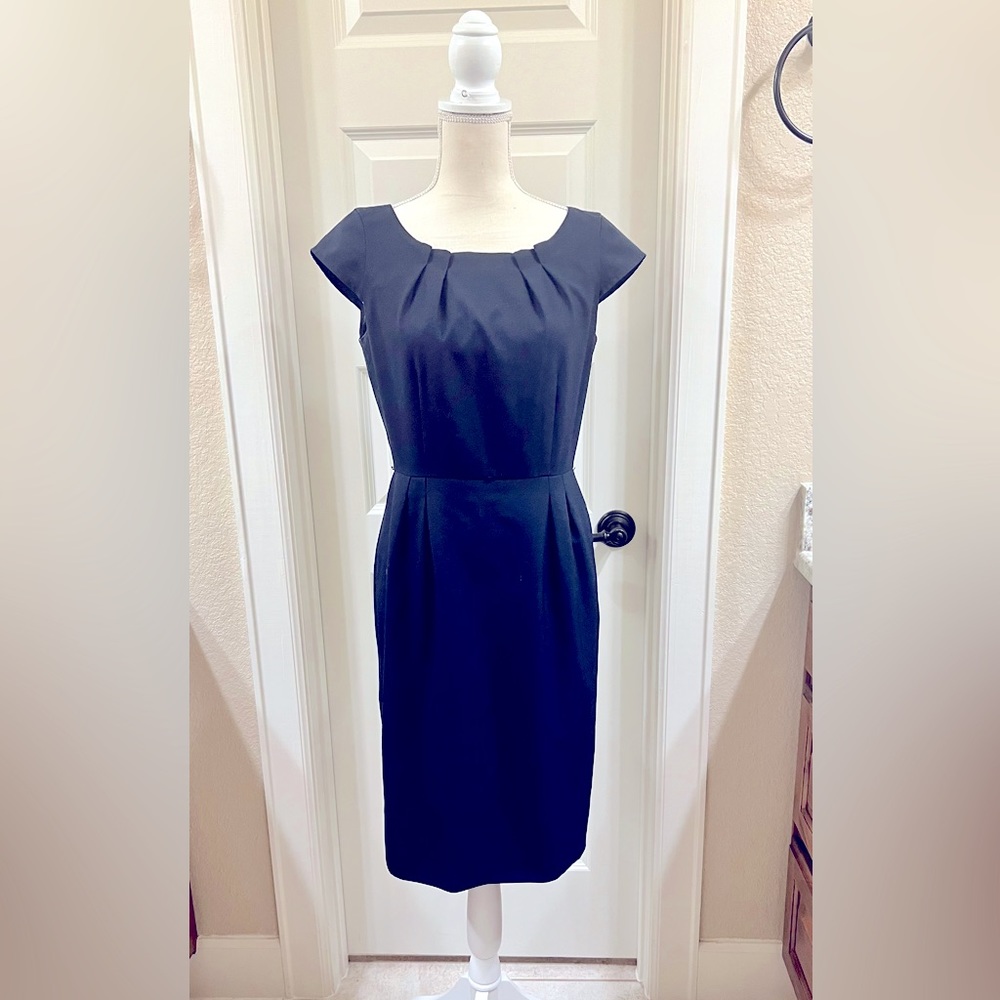 Calvin Klein dress size 6 navy blue